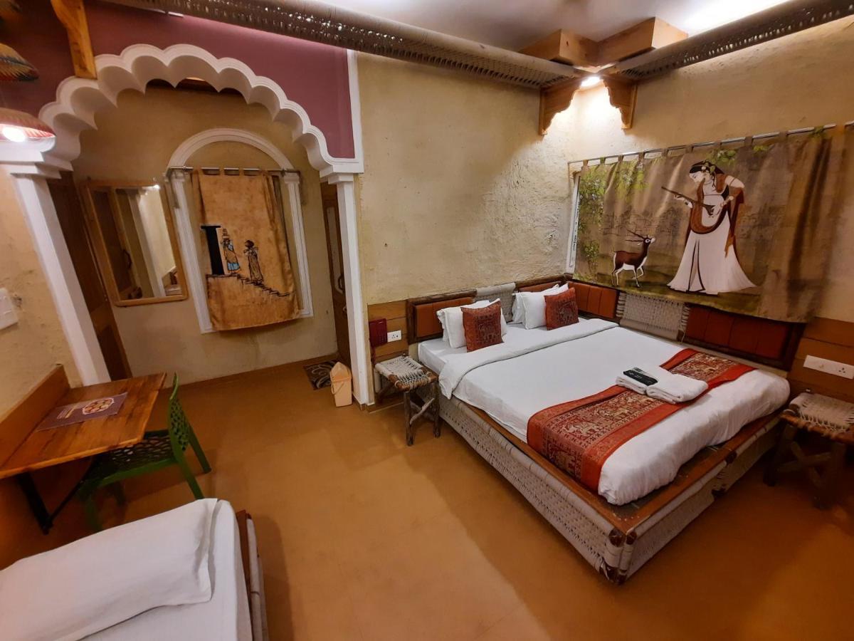 Hotel Temple On Ganges Varanasi Luaran gambar